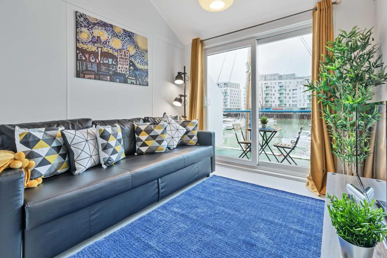 On The Water With Free Parking - By My Getaways Apartment Brighton ภายนอก รูปภาพ
